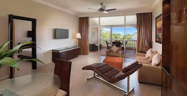 Presidential Suites living room