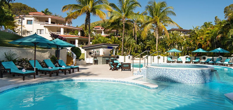 The Crown Suites – Pool Area