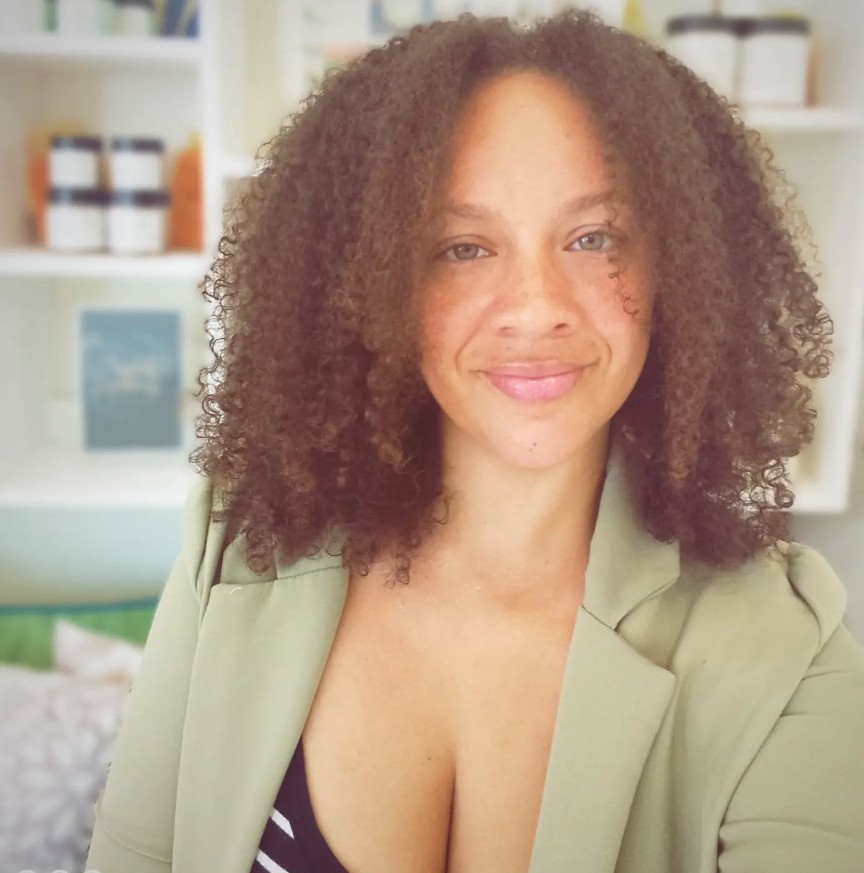 Natural Goddess Scrub - product and brand photo